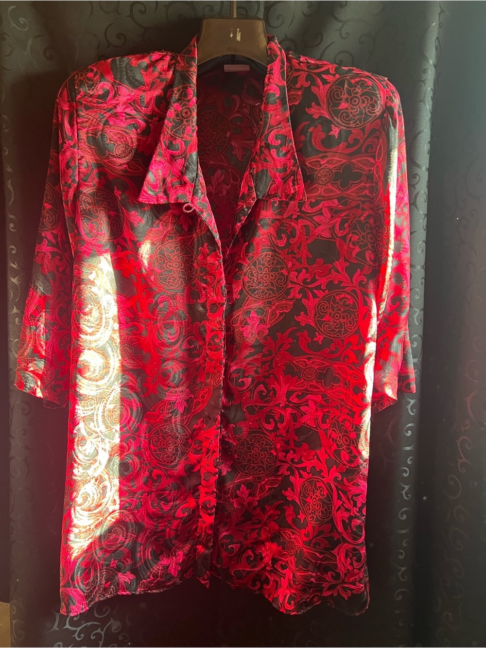 Vintage Plus Size 90s Red & Black Baroque Satin Button-Up Shirt